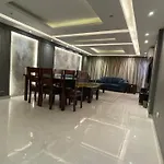 F5 Luxury Apartment - شقة فندقية فاخرة المهندسين