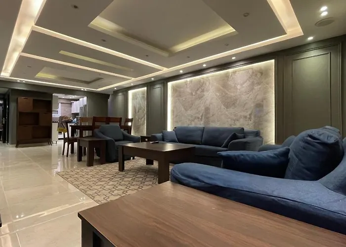 F5 Luxury Apartment - شقة فندقية فاخرة المهندسين
